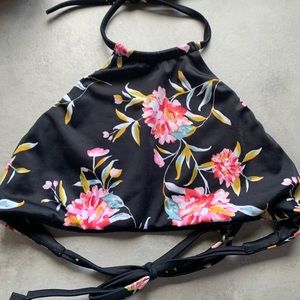 Billabong Floral Halter bikini / reversible top🌸